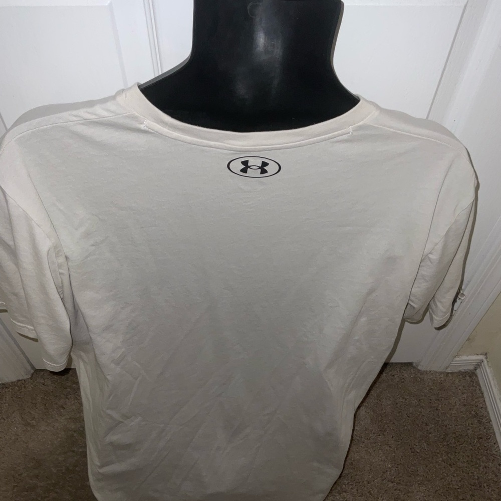 Mens pre own Under Armour project rock logo shirt size XL loose fit - Picture 3 of 3